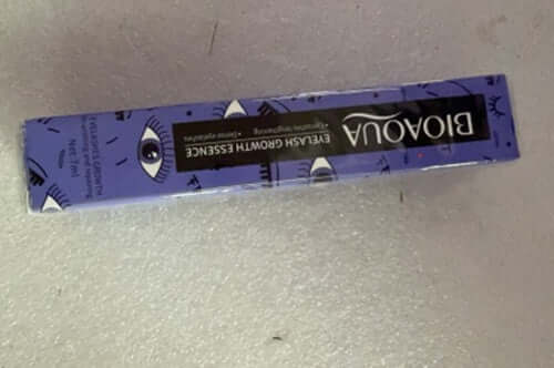 Biovoa Eyelash Growth Essence packaging for nourishing and repairing eyelashes, promoting thickness and health.