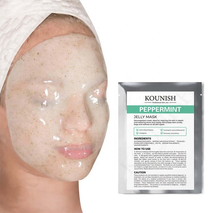 Model wearing Kounish peppermint jelly mask, showcasing its hydrating and soothing properties.